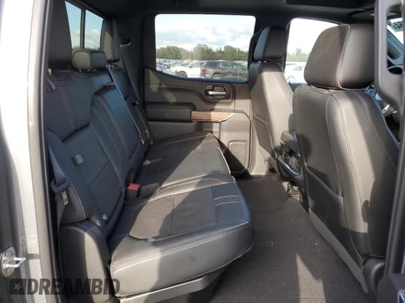 ✅ 2019 Chevrolet Silverado 1500 High Country • VIN: 3GCUYHEL5KG282937 • Lot: 75744954. Listed on Copart with 132,474 mi. Free auction sales archive from the USA and detailed vehicle history report at DreamBid. Image 10.