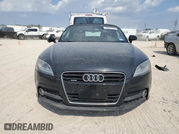 ✅ 2011 Audi TT • VIN: TRU4FAFK0B1012795 • Лот: 69024374. Опубликован ранее на Copart с пробегом 78 611 миль. Бесплатный доступ к архиву аукционных продаж из США и подробный отчёт об истории автомобиля на DreamBid. Изображение 5.