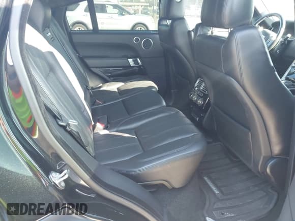 ✅ 2016 Land Rover Range Rover HSE • VIN: SALGS2KF0GA258764 • Lot: 43714278. Listed on IAAI with 103,073 mi. Free auction sales archive from the USA and detailed vehicle history report at DreamBid. Image 8.