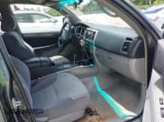 ✅ 2003 Toyota 4Runner SR5 • VIN: JTEZU14R338005835 • Lot: 42788544. Listed on IAAI with 270,552 mi. Free auction sales archive from the USA and detailed vehicle history report at DreamBid. Image 5.