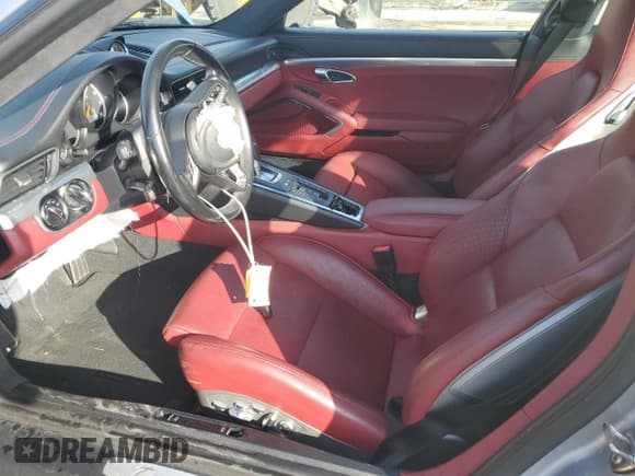 ✅ 2017 Porsche 911 Turbo S • VIN: WP0AD2A91HS166271 • Lot: 37253183. Listed on Copart with 30,233 mi. Free auction sales archive from the USA and detailed vehicle history report at DreamBid. Image 7.