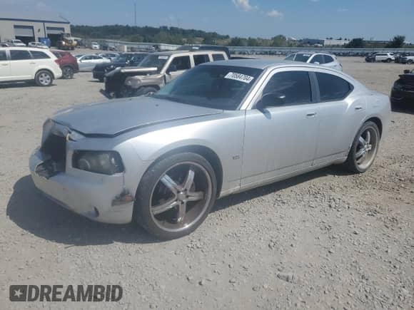 2008 Dodge Charger SE с VIN 2B3KA43G98H235608, выставлен на аукционе Copart как лот 70584704 с пробегом 230 314 миль миль и Чистый • Clean title. История ставок и продаж доступна на DreamBid. Изображение 1.