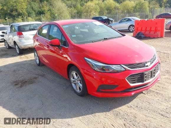 ✅ 2017 Chevrolet Cruze LT • VIN: 3G1BE6SM3HS597574 • Лот: 43360798. Опубликован ранее на IAAI с пробегом 95 385 миль. Бесплатный доступ к архиву аукционных продаж из США и подробный отчёт об истории автомобиля на DreamBid. Изображение 1.