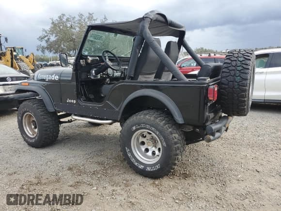 ✅ 1982 Jeep CJ • VIN: 1JCCM85A8CT000346 • Лот: 79328974. Опубликован ранее на Copart с пробегом 3 949 миль. Бесплатный доступ к архиву аукционных продаж из США и подробный отчёт об истории автомобиля на DreamBid. Изображение 2.