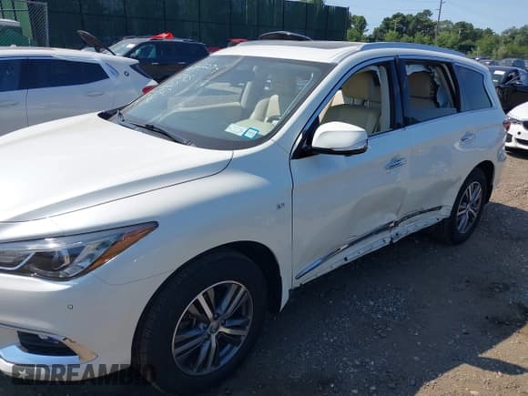 ✅ 2020 Infiniti QX60 Signature Edition • VIN: 5N1DL0MM2LC531608 • Lot: 40247204. Listed on IAAI with 67,655 mi. Free auction sales archive from the USA and detailed vehicle history report at DreamBid. Image 6.