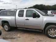 ✅ 2012 Chevrolet Silverado 2500HD LT • VIN: 1GC2KXCG1CZ337684 • Lot: 40494392. Wystawiony na IAAI z przebiegiem Nie podano. Bezpłatny archiwum sprzedaży aukcyjnych z USA i szczegółowy raport historii pojazdu na DreamBid. Zdjęcie 13.