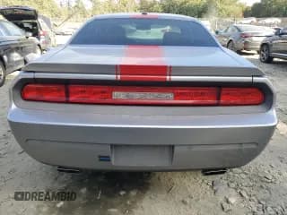 ✅ 2014 Dodge Challenger SXT • VIN: 2C3CDYAG3EH142443 • Lot: 75846514. Wystawiony na Copart z przebiegiem 94 377 mil. Bezpłatny archiwum sprzedaży aukcyjnych z USA i szczegółowy raport historii pojazdu na DreamBid. Zdjęcie 6.