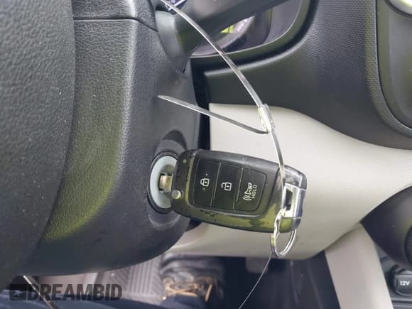 ✅ 2020 Hyundai Venue SEL • VIN: KMHRC8A33LU036988 • Lot: 42459231. Listed on IAAI with 49,217 mi. Free auction sales archive from the USA and detailed vehicle history report at DreamBid. Image 11.