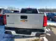 2016 Chevrolet Colorado 4WD WT с VIN 1GCHTBE31G1374694, выставлен на аукционе Copart как лот 41562995 с пробегом Не указан миль и Списание • Salvage title. История ставок и продаж доступна на DreamBid. Изображение 6.