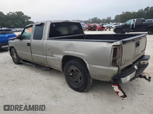 ✅ 2003 Chevrolet Silverado 1500 LS • VIN: 2GCEC19T031286134 • Лот: 74830354. Опубликован ранее на Copart с пробегом 316 222 миль. Бесплатный доступ к архиву аукционных продаж из США и подробный отчёт об истории автомобиля на DreamBid. Изображение 2.