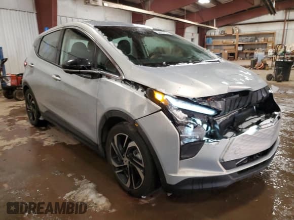 ✅ 2023 Chevrolet Bolt EV 2LT • VIN: 1G1FX6S03P4202350 • Lot: 84632754. Wystawiony na Copart z przebiegiem 24 474 mil. Bezpłatny archiwum sprzedaży aukcyjnych z USA i szczegółowy raport historii pojazdu na DreamBid. Zdjęcie 4.