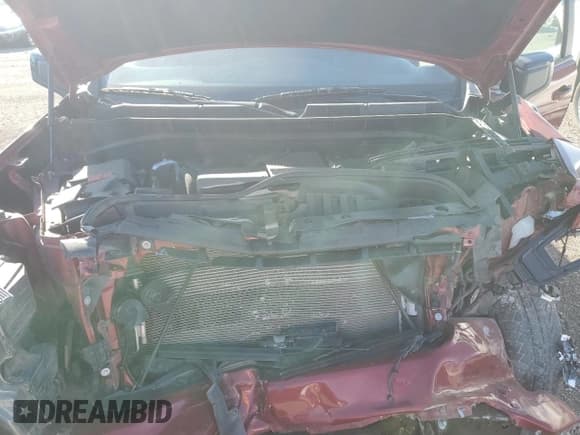 ✅ 2019 Chevrolet Silverado 1500 RST • VIN: 1GCRYEED4KZ344731 • Лот: 70088505. Опубликован ранее на Copart с пробегом 49 759 миль. Бесплатный доступ к архиву аукционных продаж из США и подробный отчёт об истории автомобиля на DreamBid. Изображение 11.