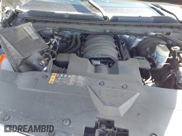 ✅ 2018 Chevrolet Silverado 1500 LT • VIN: 3GCPCREC1JG358699 • Lot: 43492968. Wystawiony na IAAI z przebiegiem 120 924 mil. Bezpłatny archiwum sprzedaży aukcyjnych z USA i szczegółowy raport historii pojazdu na DreamBid. Zdjęcie 10.