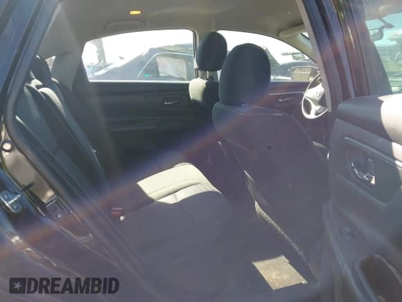 ✅ 2016 Nissan Altima S • VIN: 1N4AL3AP0GN322505 • Lot: 43620277. Listed on IAAI with 186,338 mi. Free auction sales archive from the USA and detailed vehicle history report at DreamBid. Image 8.