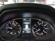 ✅ 2016 Nissan Rogue S • VIN: JN8AT2MTXGW016357 • Lot: 43323846. Wystawiony na IAAI z przebiegiem 126 937 mil. Bezpłatny archiwum sprzedaży aukcyjnych z USA i szczegółowy raport historii pojazdu na DreamBid. Zdjęcie 16.