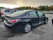 2013 Hyundai Sonata with VIN KMHEC4A45DA072393, listed as a Copart auction lot 82593085 with 146,590 mi miles and Clean title. Bid and sale history available at DreamBid. Image 3.