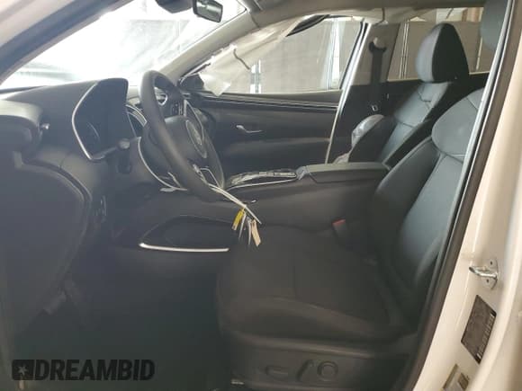 ✅ 2023 Hyundai Tucson Blue • VIN: KM8JBCA10PU130642 • Lot: 78452044. Wystawiony na Copart z przebiegiem 7 843 mil. Bezpłatny archiwum sprzedaży aukcyjnych z USA i szczegółowy raport historii pojazdu na DreamBid. Zdjęcie 7.