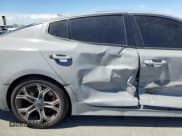 ✅ 2019 Kia Stinger GT1 • VIN: KNAE45LC7K6065812 • Lot: 65730065. Wystawiony na Copart z przebiegiem 77 756 mil. Bezpłatny archiwum sprzedaży aukcyjnych z USA i szczegółowy raport historii pojazdu na DreamBid. Zdjęcie 10.