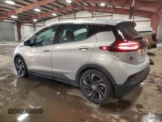 ✅ 2023 Chevrolet Bolt EV 2LT • VIN: 1G1FX6S03P4202350 • Lot: 84632754. Wystawiony na Copart z przebiegiem 24 474 mil. Bezpłatny archiwum sprzedaży aukcyjnych z USA i szczegółowy raport historii pojazdu na DreamBid. Zdjęcie 2.