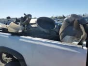 ✅ 2005 Chevrolet Silverado 2500HD Work Truck • VIN: 1GCHC24U55E215323 • Лот: 48371095. Опубликован ранее на Copart с пробегом Не указан. Бесплатный доступ к архиву аукционных продаж из США и подробный отчёт об истории автомобиля на DreamBid. Изображение 12.