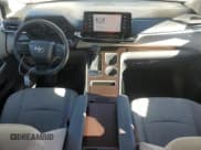 ✅ 2022 Toyota Sienna LE • VIN: 5TDKRKEC0NS115876 • Lot: 84614795. Listed on Copart with 53,391 mi. Free auction sales archive from the USA and detailed vehicle history report at DreamBid. Image 8.