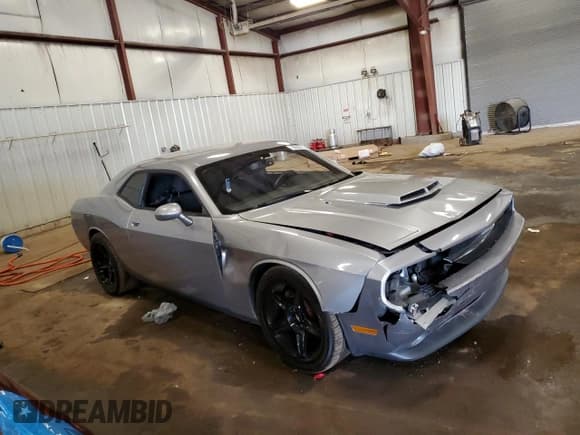 ✅ 2014 Dodge Challenger R/T • VIN: 2C3CDYBT2EH126276 • Lot: 86502105. Listed on Copart with 126,021 mi. Free auction sales archive from the USA and detailed vehicle history report at DreamBid. Image 4.