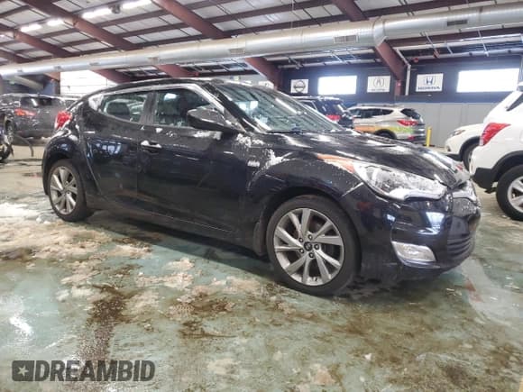 ✅ 2016 Hyundai Veloster • VIN: KMHTC6AD5GU279145 • Lot: 44399945. Wystawiony na Copart z przebiegiem 76 550 mil. Bezpłatny archiwum sprzedaży aukcyjnych z USA i szczegółowy raport historii pojazdu na DreamBid. Zdjęcie 4.