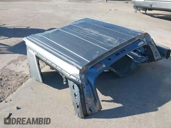 ✅ 2025 GMC Yukon Denali • VIN: 1GKS2DRLXSR293321 • Лот: 43594566. Опубликован ранее на IAAI с пробегом Не указан. Бесплатный доступ к архиву аукционных продаж из США и подробный отчёт об истории автомобиля на DreamBid. Изображение 15.