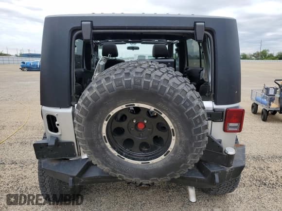 ✅ 2011 Jeep Wrangler Unlimited Rubicon • VIN: 1J4BA6H13BL537964 • Лот: 57532725. Опубликован ранее на Copart с пробегом 71 498 миль. Бесплатный доступ к архиву аукционных продаж из США и подробный отчёт об истории автомобиля на DreamBid. Изображение 6.