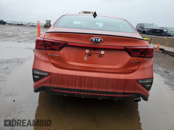 ✅ 2021 Kia Forte GT-Line • VIN: 3KPF34AD9ME309912 • Lot: 55678825. Wystawiony na Copart z przebiegiem 74 309 mil. Bezpłatny archiwum sprzedaży aukcyjnych z USA i szczegółowy raport historii pojazdu na DreamBid. Zdjęcie 6.