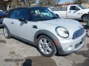 ✅ 2011 MINI Convertible • VIN: WMWZN3C57BT133094 • Lot: 41711094. Wystawiony na IAAI z przebiegiem 96 056 mil. Bezpłatny archiwum sprzedaży aukcyjnych z USA i szczegółowy raport historii pojazdu na DreamBid. Zdjęcie 1.