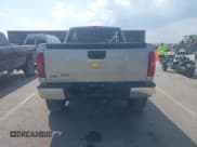 ✅ 2011 Chevrolet Silverado 1500 LS • VIN: 1GCRKREA4BZ421998 • Lot: 42973335. Listed on IAAI with 135,098 mi. Free auction sales archive from the USA and detailed vehicle history report at DreamBid. Image 16.