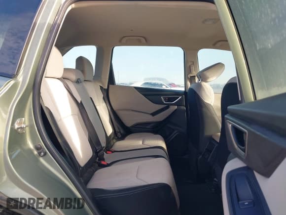 ✅ 2021 Subaru Forester • VIN: JF2SKADC2MH555974 • Lot: 42892800. Listed on IAAI with Not provided. Free auction sales archive from the USA and detailed vehicle history report at DreamBid. Image 8.