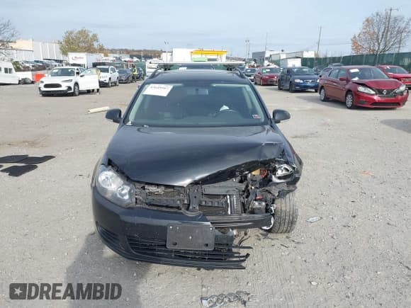 ✅ 2013 Volkswagen Jetta TDI w/Sunroof & Nav • VIN: 3VWPL7AJ8DM692353 • Lot: 43649587. Wystawiony na IAAI z przebiegiem 121 184 mil. Bezpłatny archiwum sprzedaży aukcyjnych z USA i szczegółowy raport historii pojazdu na DreamBid. Zdjęcie 13.