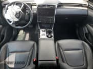 ✅ 2022 Hyundai Tucson Limited • VIN: KM8JECA16NU018982 • Lot: 66867994. Wystawiony na Copart z przebiegiem 29 091 mil. Bezpłatny archiwum sprzedaży aukcyjnych z USA i szczegółowy raport historii pojazdu na DreamBid. Zdjęcie 8.