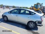 ✅ 2004 Toyota Prius • VIN: JTDKB20U440038208 • Lot: 42852963. Wystawiony na IAAI z przebiegiem Nie podano. Bezpłatny archiwum sprzedaży aukcyjnych z USA i szczegółowy raport historii pojazdu na DreamBid. Zdjęcie 3.