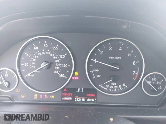 ✅ 2014 BMW 4 Series 428i xDrive • VIN: WBA3N5C52EF716998 • Lot: 42548467. Listed on IAAI with 212,418 mi. Free auction sales archive from the USA and detailed vehicle history report at DreamBid. Image 7.