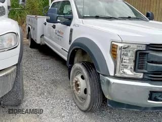 ✅ 2019 Ford F-450 • VIN: 1FD0W4GT1KEC36423 • Lot: 92347085. Wystawiony na Copart z przebiegiem 19 520 mil. Bezpłatny archiwum sprzedaży aukcyjnych z USA i szczegółowy raport historii pojazdu na DreamBid. Zdjęcie 1.