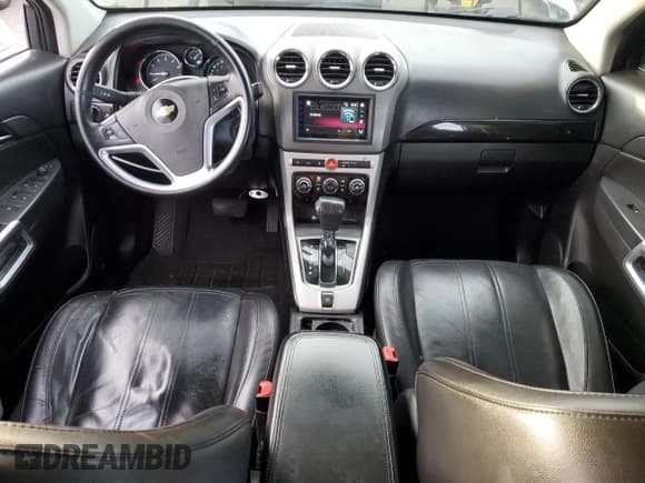 ✅ 2013 Chevrolet Captiva Sport LTZ • VIN: 3GNAL4EK1DS555199 • Lot: 92310925. Wystawiony na Copart z przebiegiem 140 506 mil. Bezpłatny archiwum sprzedaży aukcyjnych z USA i szczegółowy raport historii pojazdu na DreamBid. Zdjęcie 8.