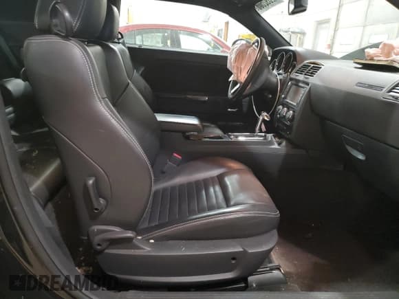 ✅ 2010 Dodge Challenger R/T Classic • VIN: 2B3CJ5DT0AH261218 • Lot: 42392605. Wystawiony na Copart z przebiegiem 79 568 mil. Bezpłatny archiwum sprzedaży aukcyjnych z USA i szczegółowy raport historii pojazdu na DreamBid. Zdjęcie 10.