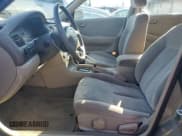 ✅ 2001 Mazda 626 LX • VIN: 1YVGF22C515232947 • Lot: 80978324. Wystawiony na Copart z przebiegiem 73 674 mil. Bezpłatny archiwum sprzedaży aukcyjnych z USA i szczegółowy raport historii pojazdu na DreamBid. Zdjęcie 7.