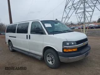 ✅ 2019 Chevrolet Express Passenger LT • VIN: 1GAZGPFG2K1302539 • Lot: 43816318. Wystawiony na IAAI z przebiegiem 186 530 mil. Bezpłatny archiwum sprzedaży aukcyjnych z USA i szczegółowy raport historii pojazdu na DreamBid. Zdjęcie 1.