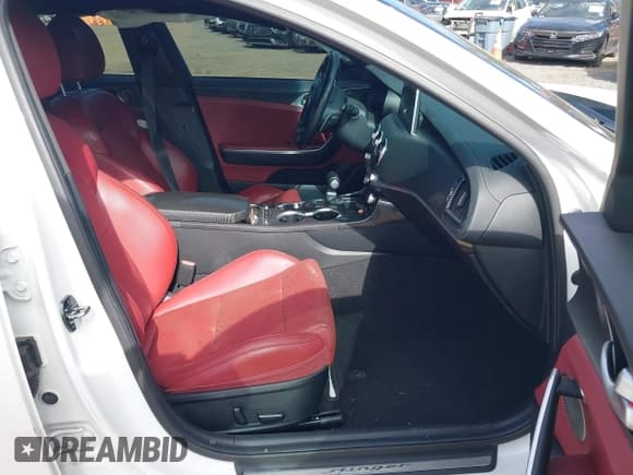 ✅ 2021 Kia Stinger GT1 • VIN: KNAE45LC2M6090281 • Лот: 43407461. Опубликован ранее на IAAI с пробегом 41 336 миль. Бесплатный доступ к архиву аукционных продаж из США и подробный отчёт об истории автомобиля на DreamBid. Изображение 5.