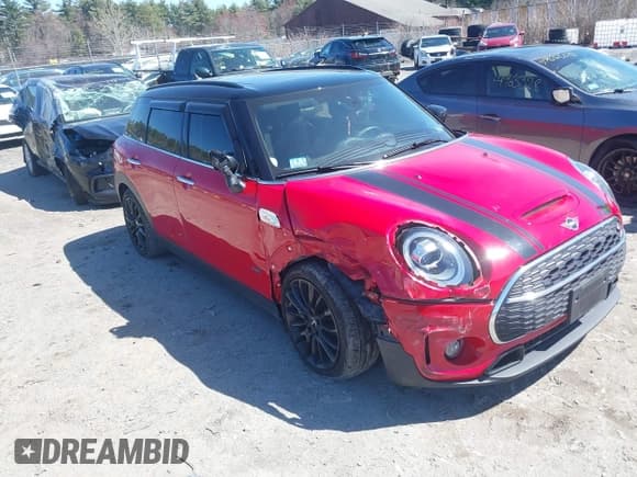 ✅ 2021 MINI Clubman Cooper S • VIN: WMWXJ1C01M2P11985 • Lot: 41996652. Listed on IAAI with 28,175 mi. Free auction sales archive from the USA and detailed vehicle history report at DreamBid. Image 1.