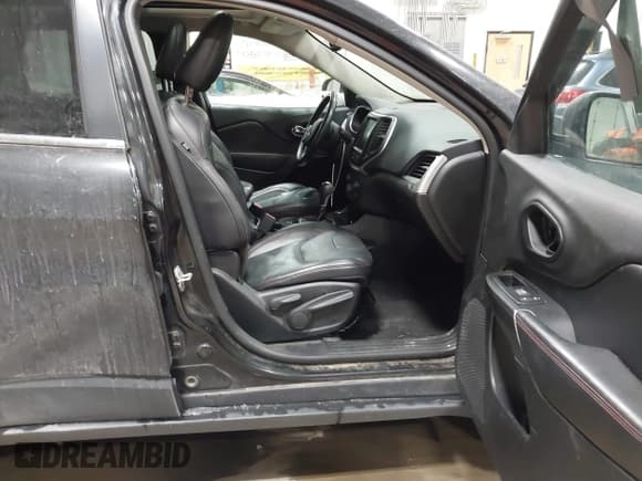 ✅ 2014 Jeep Cherokee Trailhawk • VIN: 1C4PJMBS5EW294212 • Лот: 43824365. Опубликован ранее на IAAI с пробегом 151 933 миль. Бесплатный доступ к архиву аукционных продаж из США и подробный отчёт об истории автомобиля на DreamBid. Изображение 5.