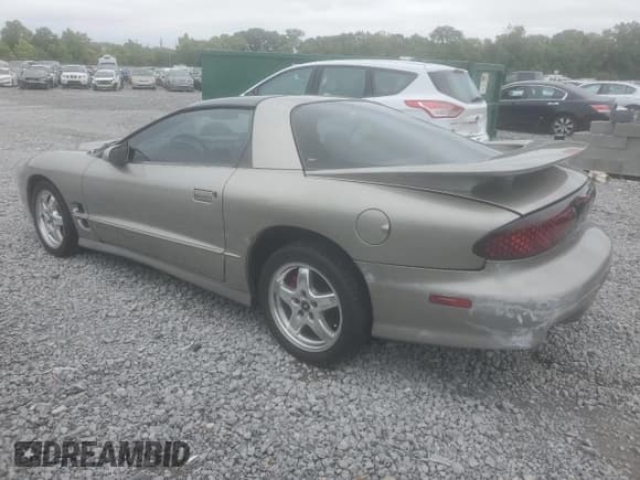 ✅ 2002 Pontiac Firebird Formula • VIN: 2G2FV22G222149338 • Lot: 66897975. Listed on Copart with 68,649 mi. Free auction sales archive from the USA and detailed vehicle history report at DreamBid. Image 2.