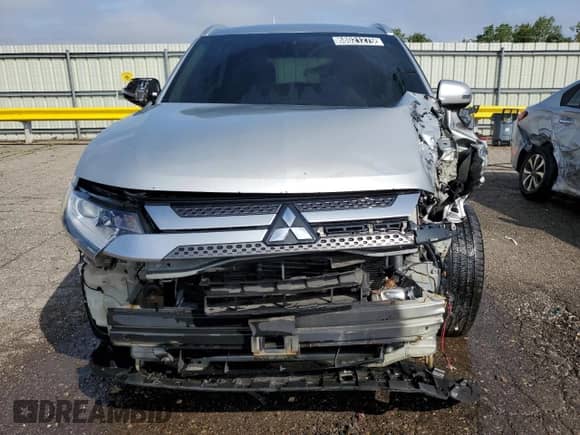 ✅ 2020 Mitsubishi Outlander SE • VIN: JA4AD3A37LZ021182 • Lot: 68021275. Wystawiony na Copart z przebiegiem 333 333 mil. Bezpłatny archiwum sprzedaży aukcyjnych z USA i szczegółowy raport historii pojazdu na DreamBid. Zdjęcie 5.