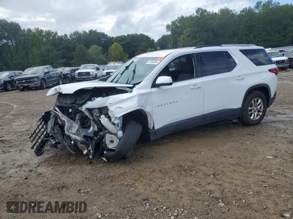 ✅ 2018 Chevrolet Traverse LT Cloth • VIN: 1GNERGKW0JJ168665 • Lot: 81466365. Wystawiony na Copart z przebiegiem Nie podano. Bezpłatny archiwum sprzedaży aukcyjnych z USA i szczegółowy raport historii pojazdu na DreamBid. Zdjęcie 1.