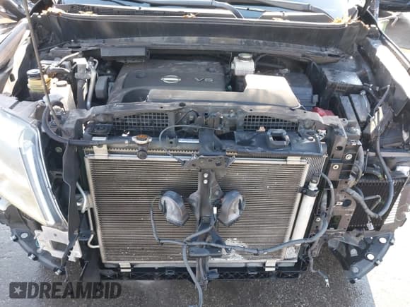 ✅ 2014 Nissan Pathfinder SV • VIN: 5N1AR2MM1EC621882 • Lot: 43525477. Wystawiony na IAAI z przebiegiem 113 779 mil. Bezpłatny archiwum sprzedaży aukcyjnych z USA i szczegółowy raport historii pojazdu na DreamBid. Zdjęcie 10.