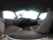 ✅ 2003 Toyota Tacoma PreRunner • VIN: 5TEGN92N33Z228284 • Lot: 43048916. Wystawiony na IAAI z przebiegiem 98 933 mil. Bezpłatny archiwum sprzedaży aukcyjnych z USA i szczegółowy raport historii pojazdu na DreamBid. Zdjęcie 18.